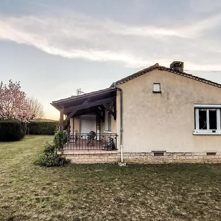 2 Bedroom In *