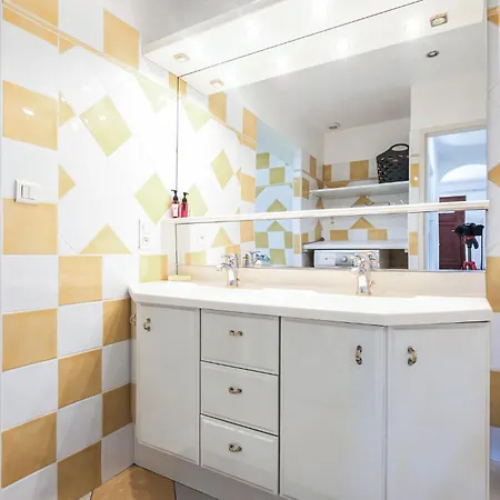 2 Bedroom In Prázdninový dům Saint-Vincent-de-Cosse