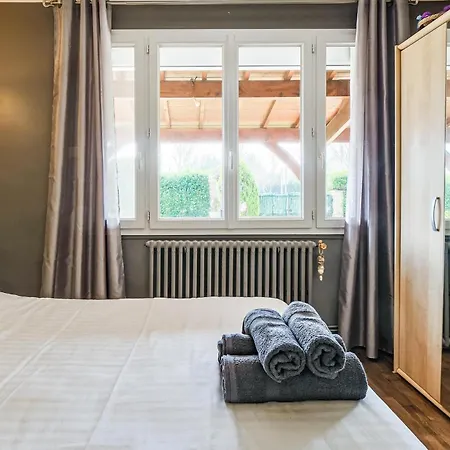Prázdninový dům 2 Bedroom In Saint-Vincent-de-Cosse