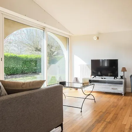 2 Bedroom In Prázdninový dům Saint-Vincent-de-Cosse